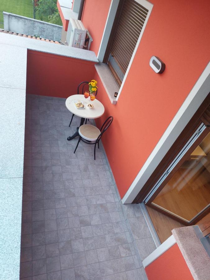Locanda Rossa Hotel Romans di Varmo Kültér fotó