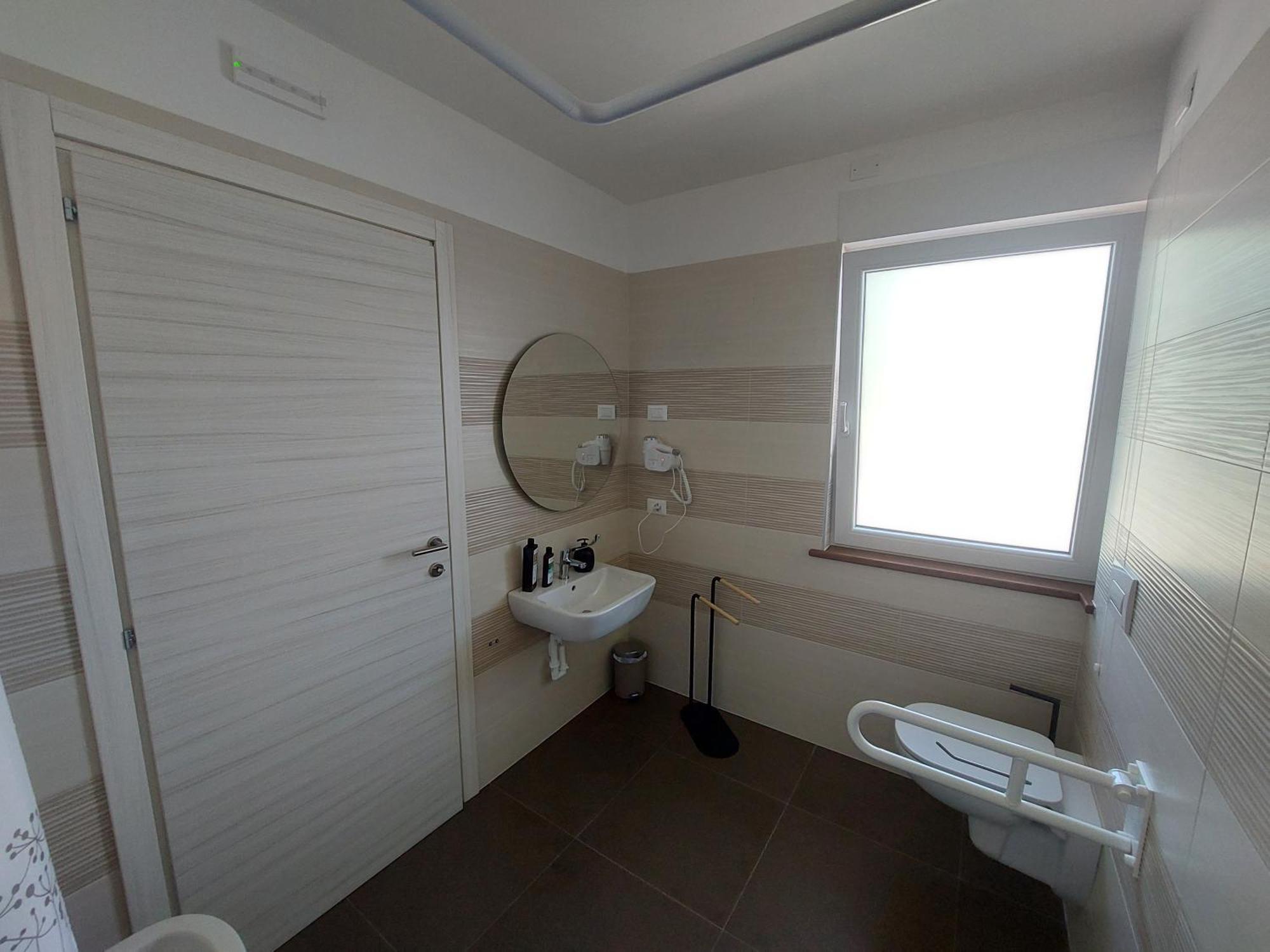 Locanda Rossa Hotel Romans di Varmo Szoba fotó